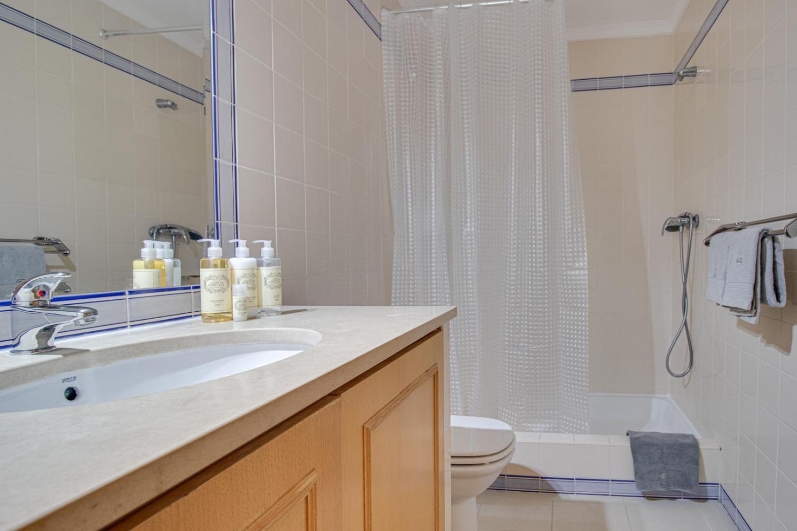 Lovely 2Bd Apart 500M Beach Ac Wi-Fi Pool Balcony Albufeira Zewnętrze zdjęcie